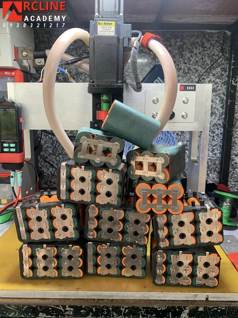 hoc dong pin lithium 5